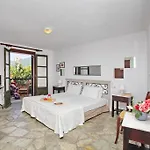 Hotel Aperanto Galazio 2*