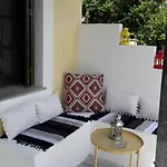 فندق Aperanto Galazio