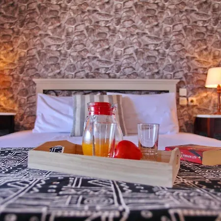 Aperanto Galazio Hotell