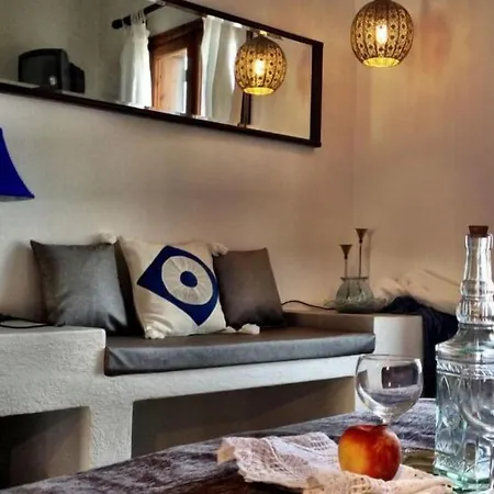 Aperanto Galazio فندق