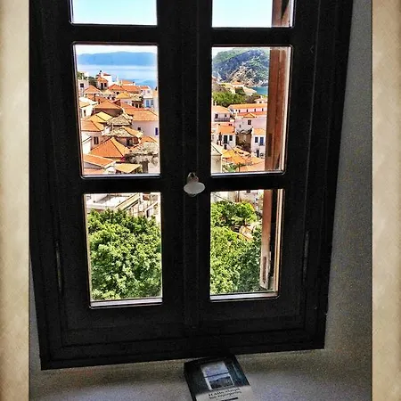 Aperanto Galazio Hotell