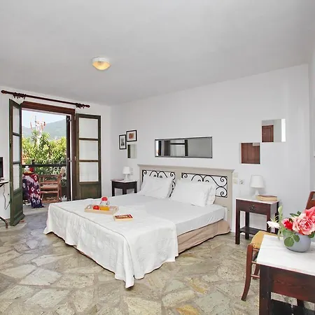 Hotell Aperanto Galazio 2*