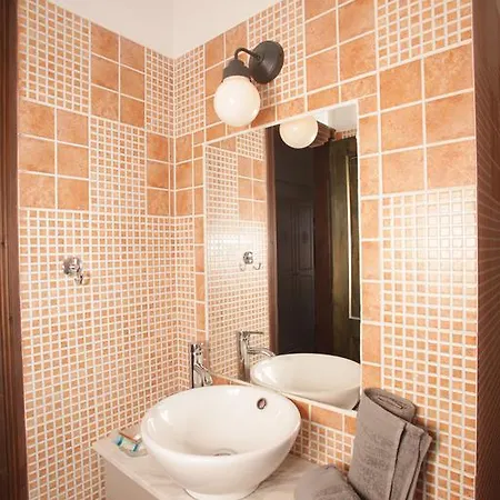 Hotel Aperanto Galazio 2*